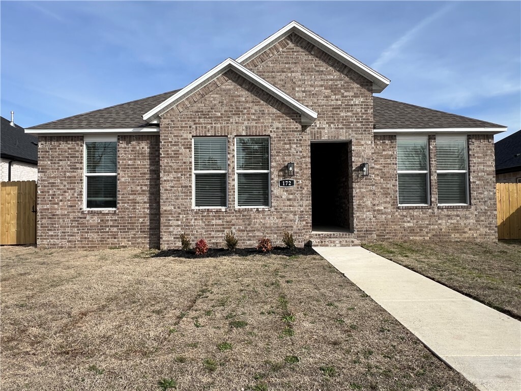 Property Photo: 172 S Broyles Avenue AR 72704