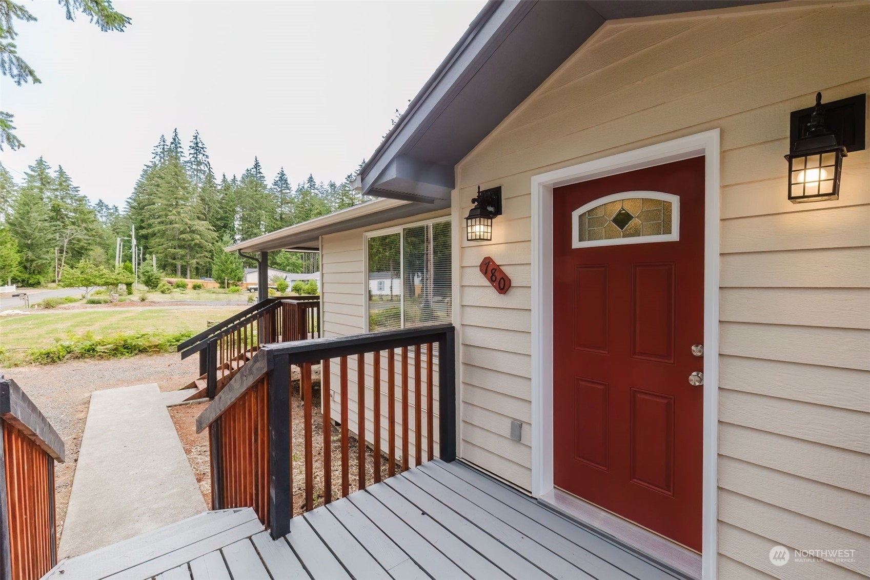 Property Photo:  780 E Lakeshore Drive W  WA 98584 