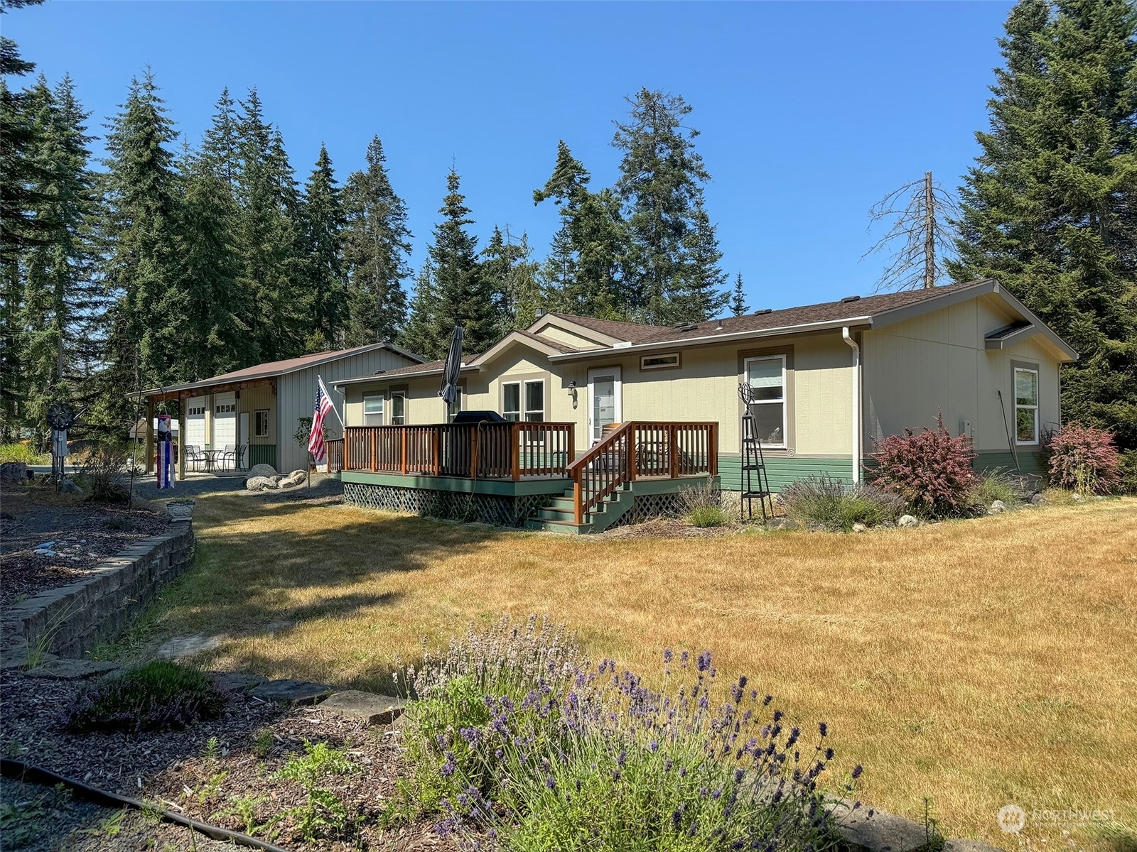 Property Photo:  747 Monroe Road  WA 98362 