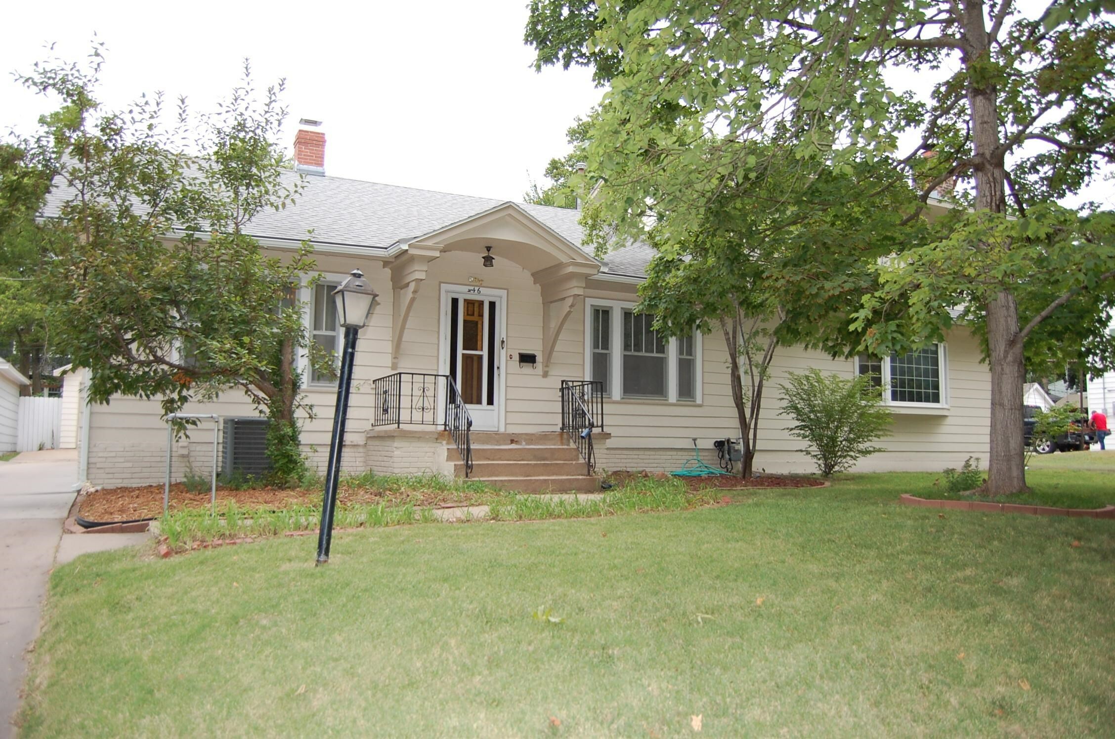 Property Photo:  446 N Bluff  KS 67208 