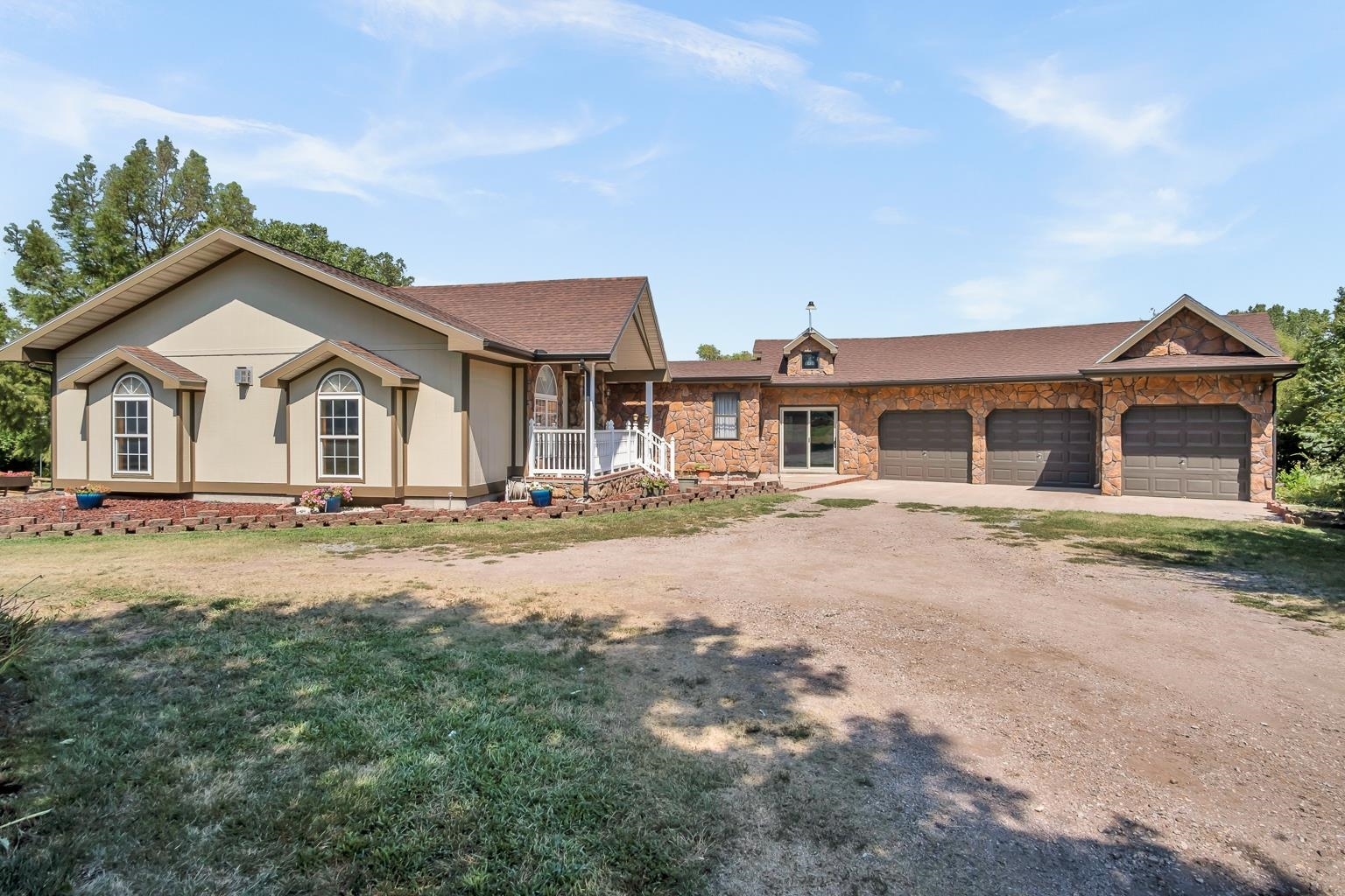 Property Photo:  1400 Ryan Rd  KS 67135 