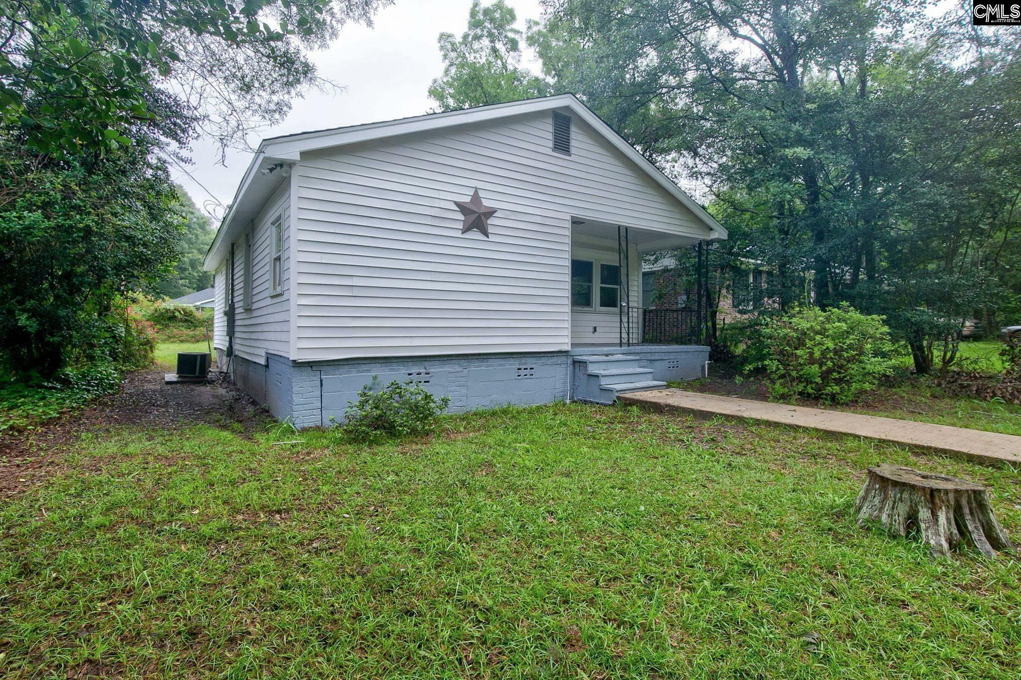 Property Photo:  920 Chesnut  SC 29020 