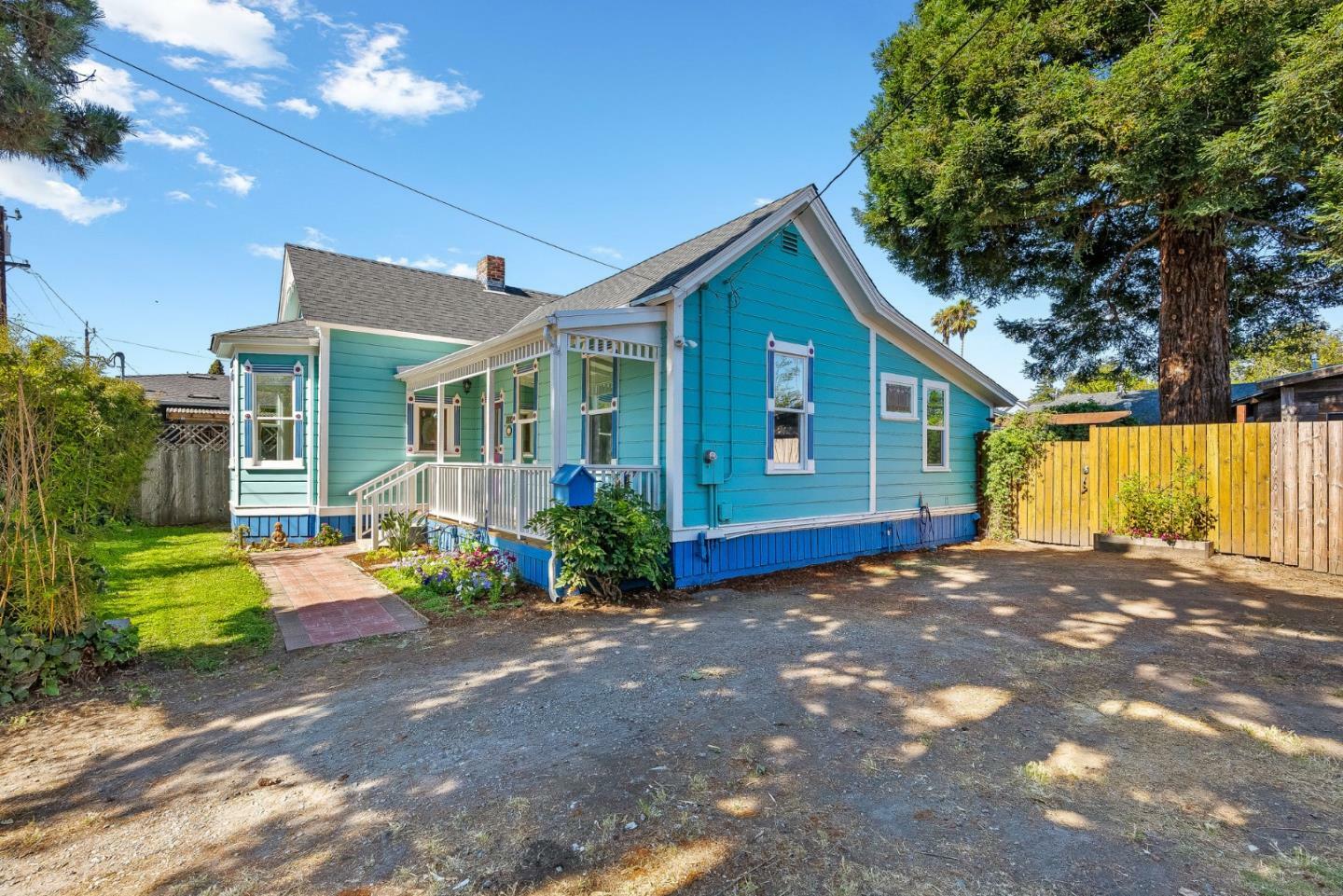 116 Clay Street  Santa Cruz CA 95062 photo