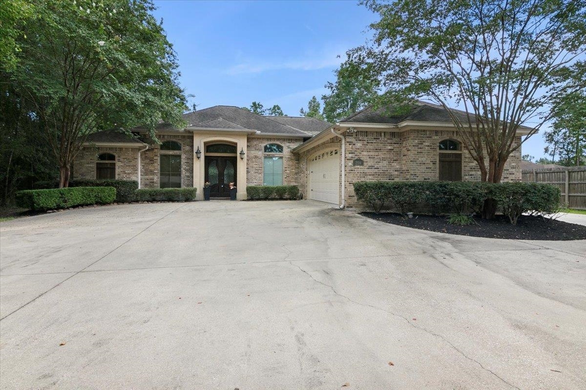 Property Photo:  259 Pinehurst Dr  TX 77659 