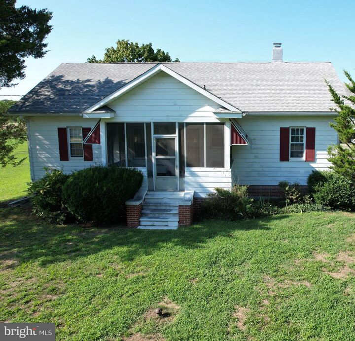Property Photo: 1466 E Sherman Avenue NJ 08361