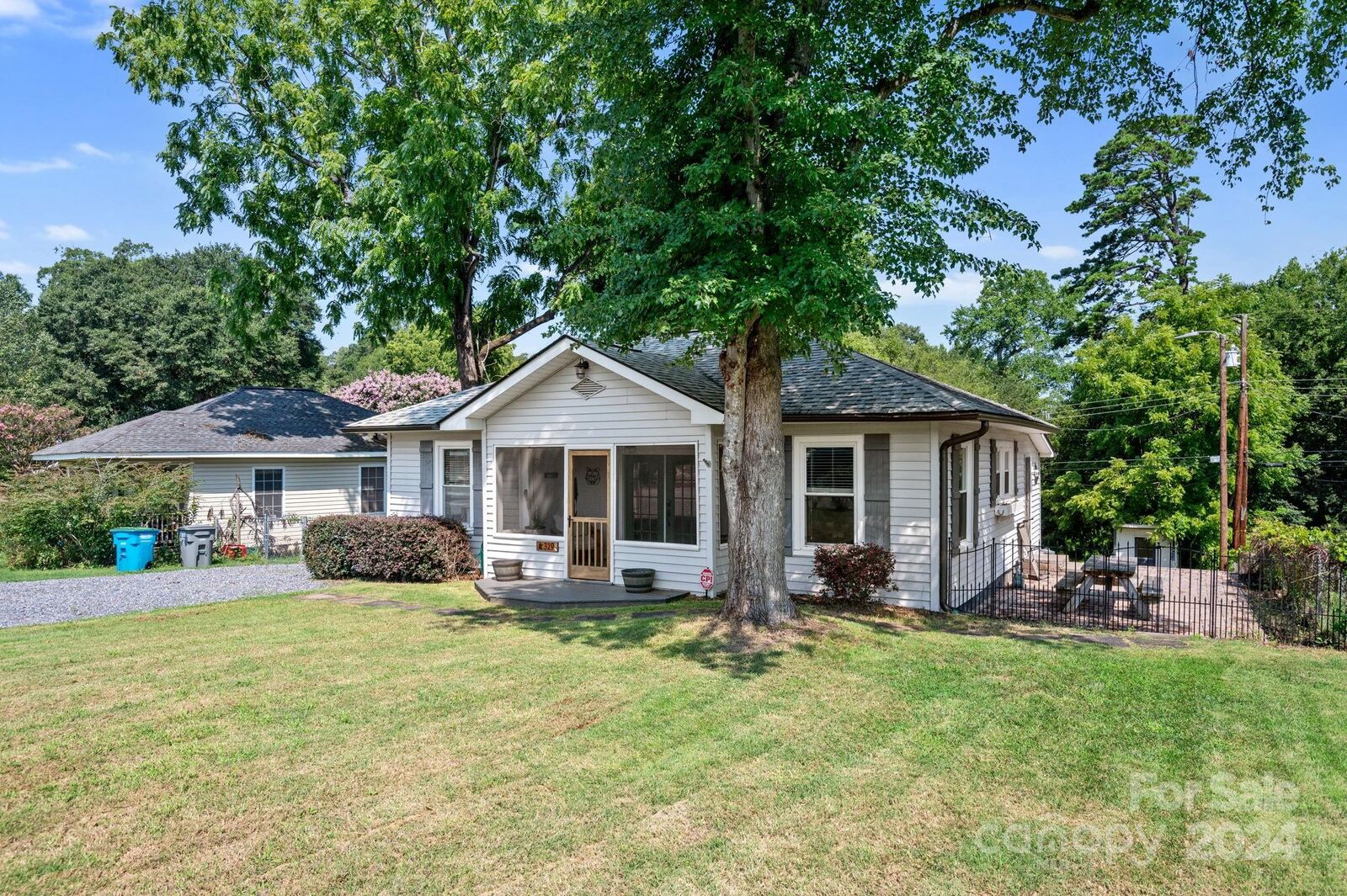 Property Photo:  329 Linestowe Drive  NC 28012 