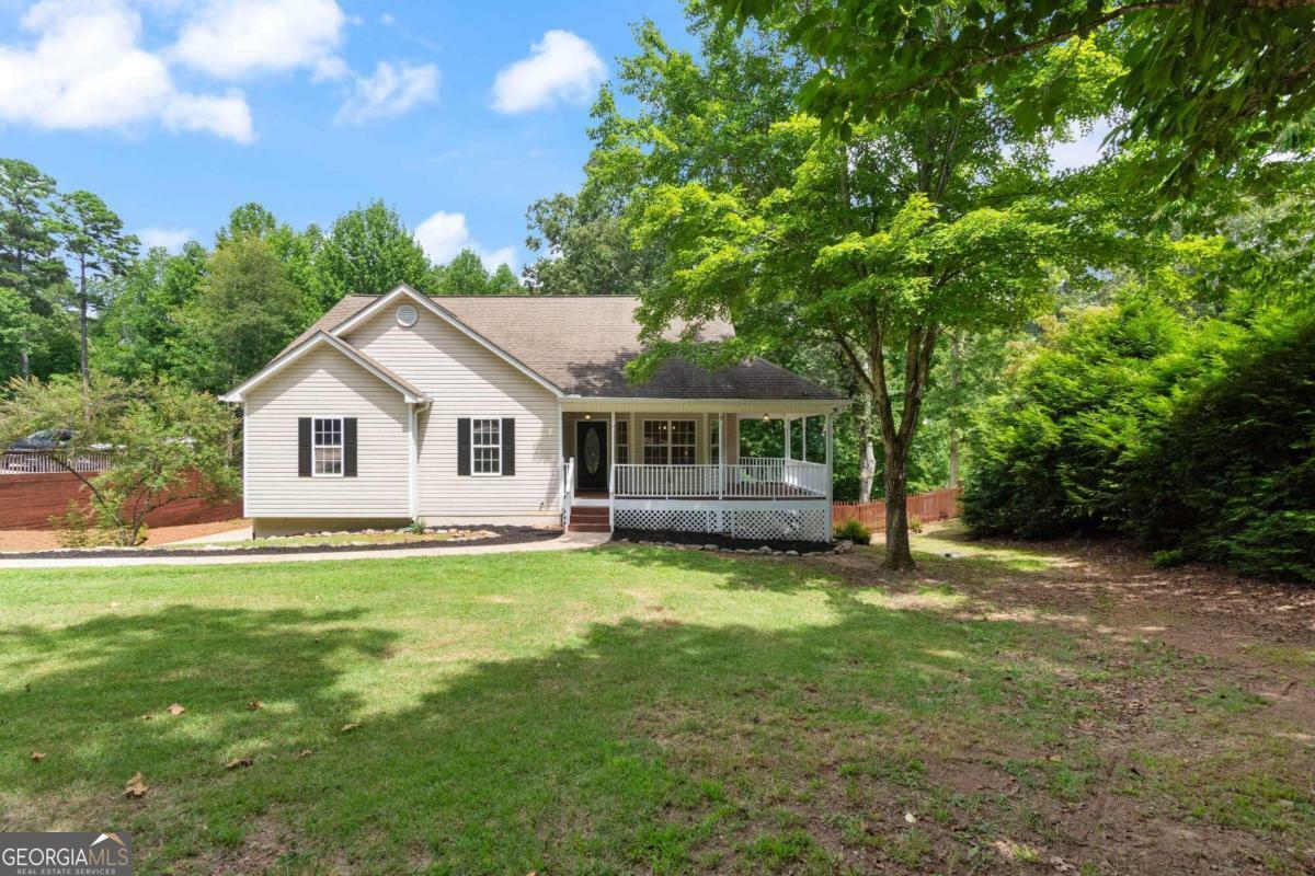 Property Photo:  311 Long Branch Crossing  GA 30533 