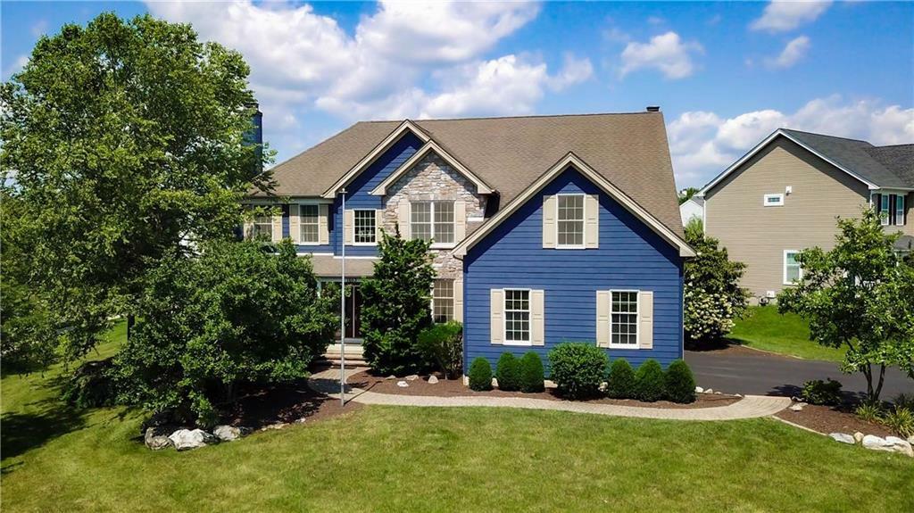 Property Photo: 1653 Red Oak Lane PA 18062