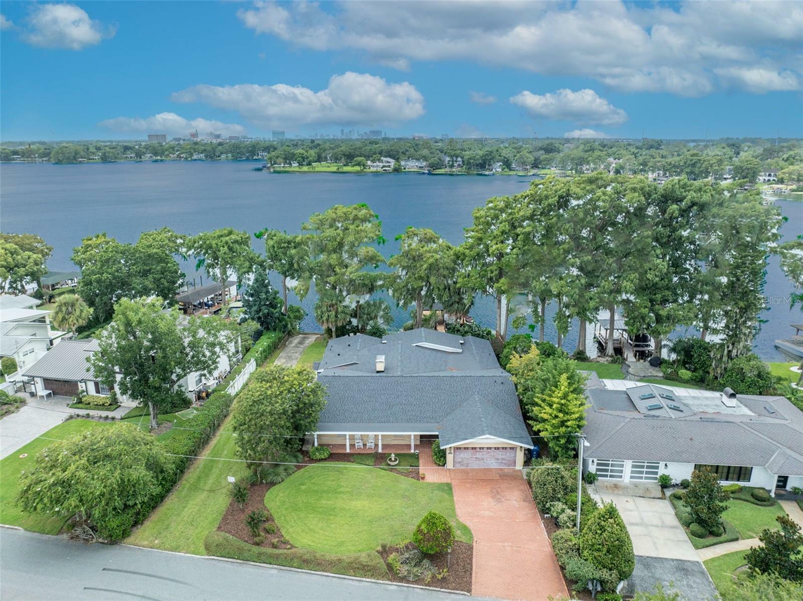 Property Photo:  279 Rippling Lane  FL 32789 