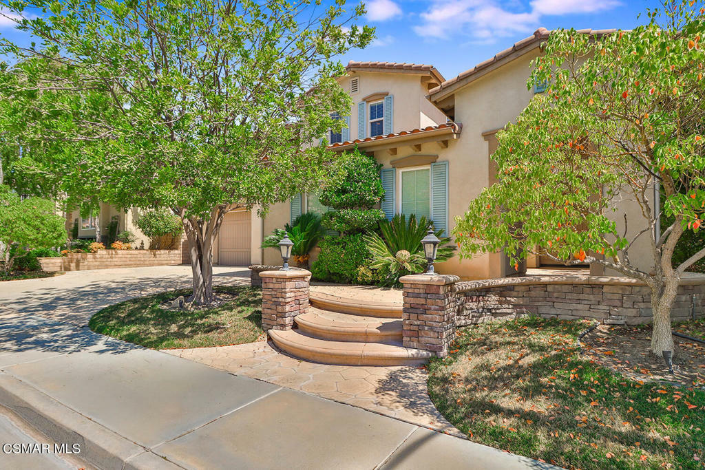 Property Photo:  4016 Eagle Flight Drive  CA 93065 