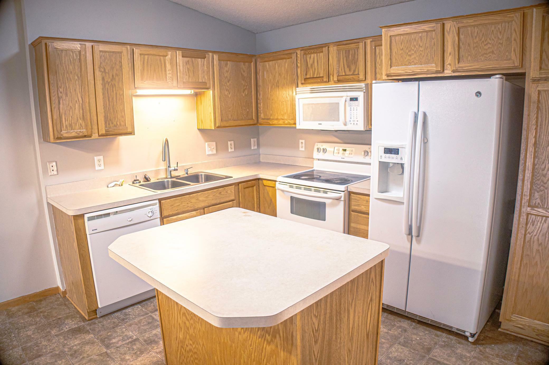 Property Photo:  610 9th Street  MN 55320 