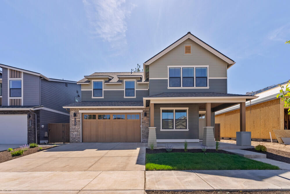 Property Photo:  1388 NW Ochoa Drive  OR 97703 