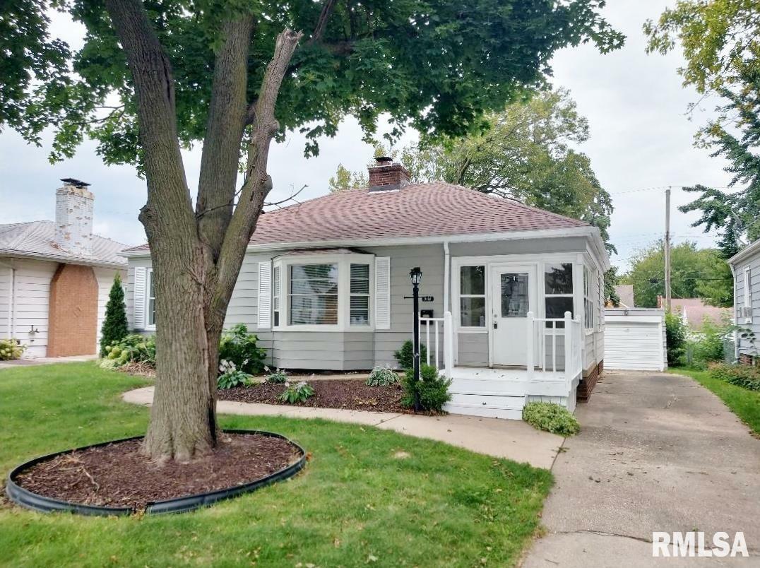 Property Photo:  3116 N Emery Avenue  IL 61604 