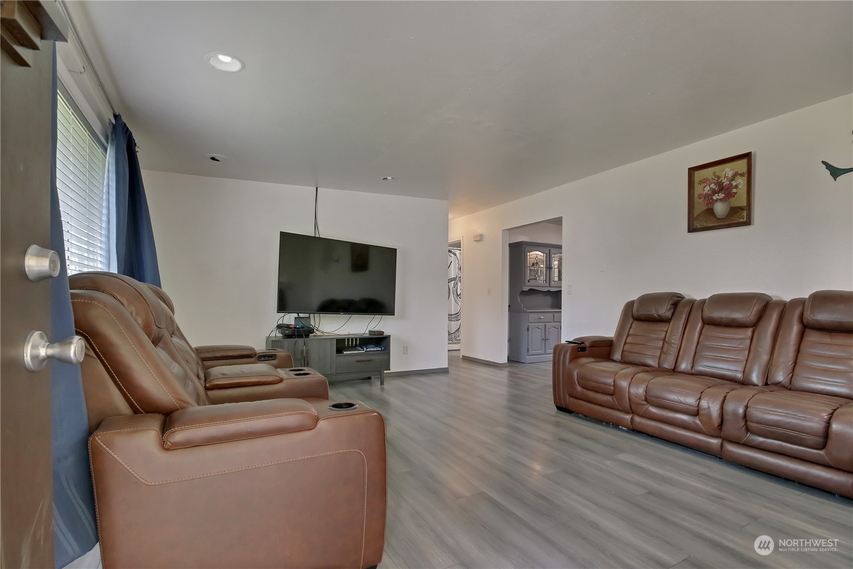 Property Photo:  207 N Street SE  WA 98501 