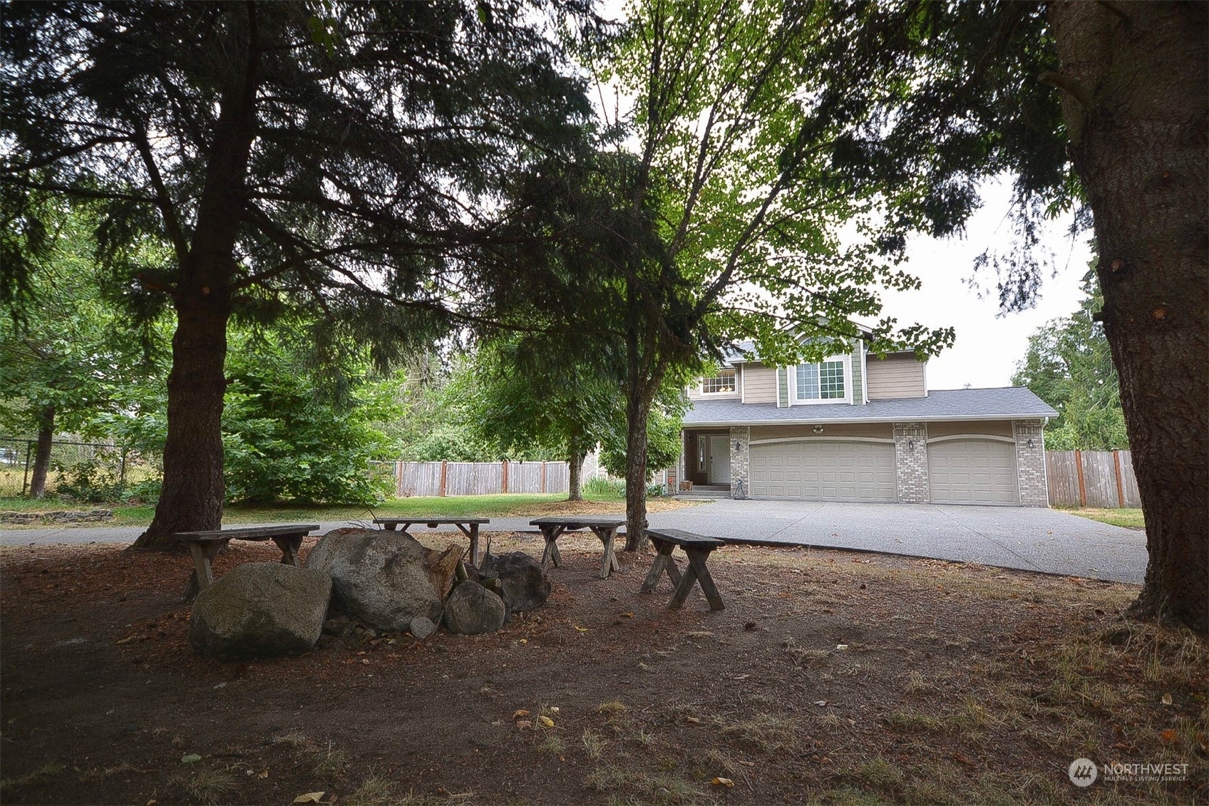 Property Photo:  23911 Country Drive E  WA 98338 