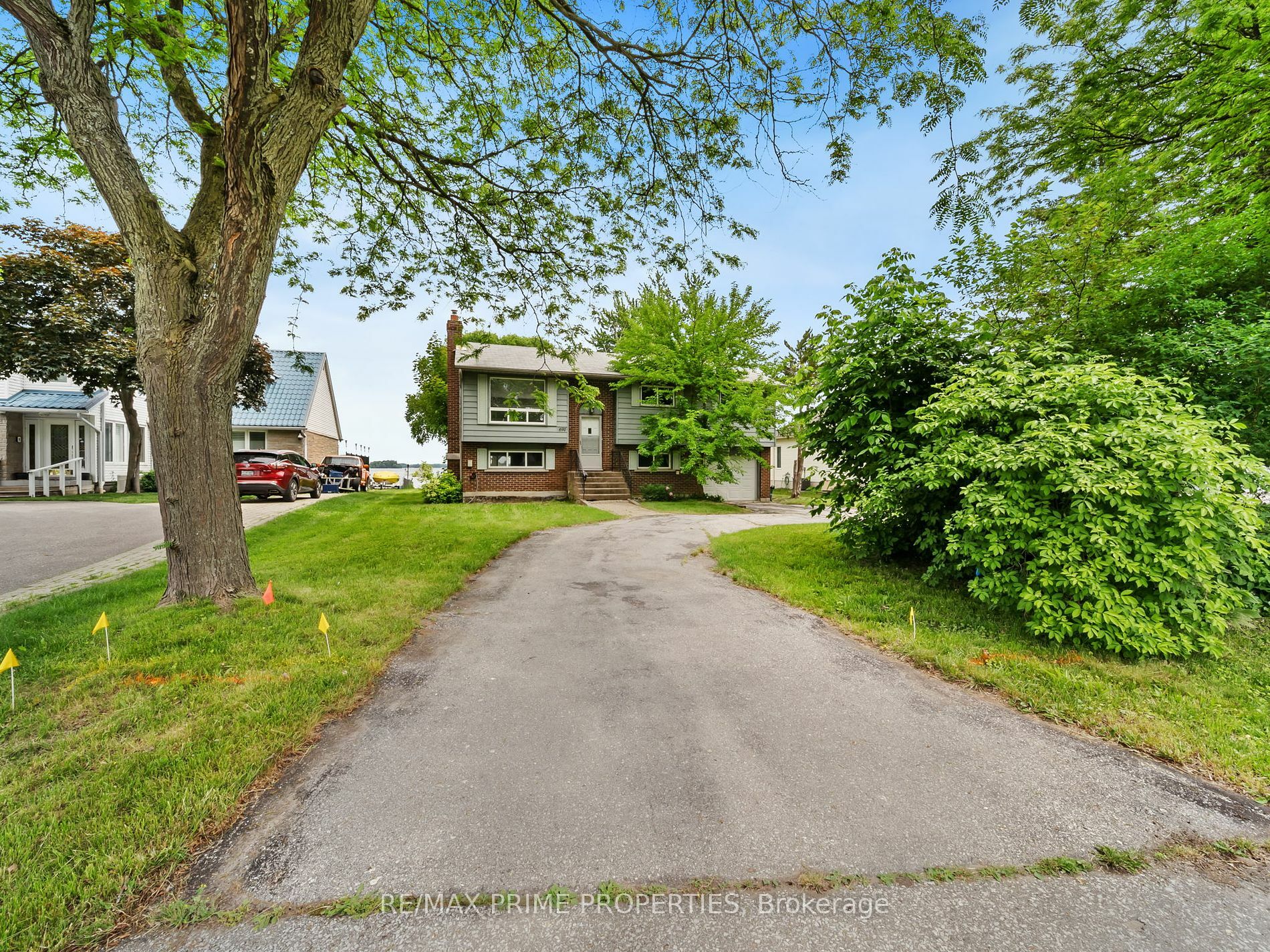 691 Glen Cres  Orillia ON L3V 6R2 photo