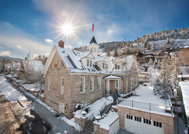 Property Photo:  543 Park Ave  UT 84060 