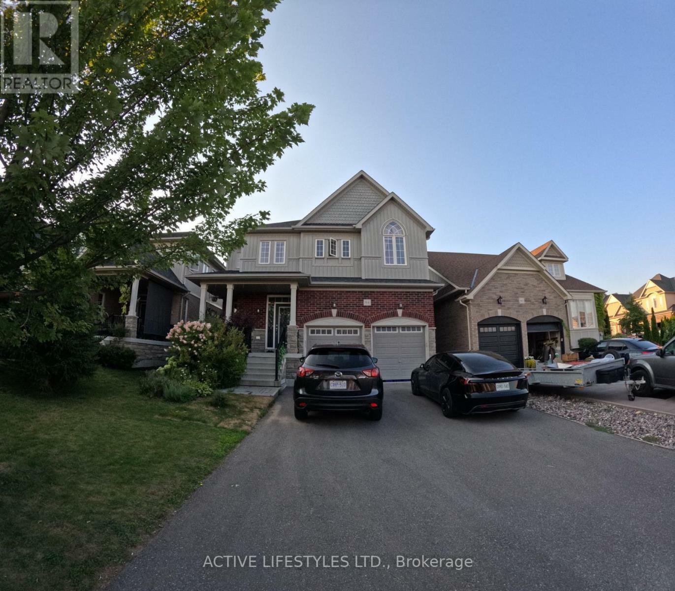 84 Courtney Street  Clarington (Bowmanville) ON L1C 0S2 photo