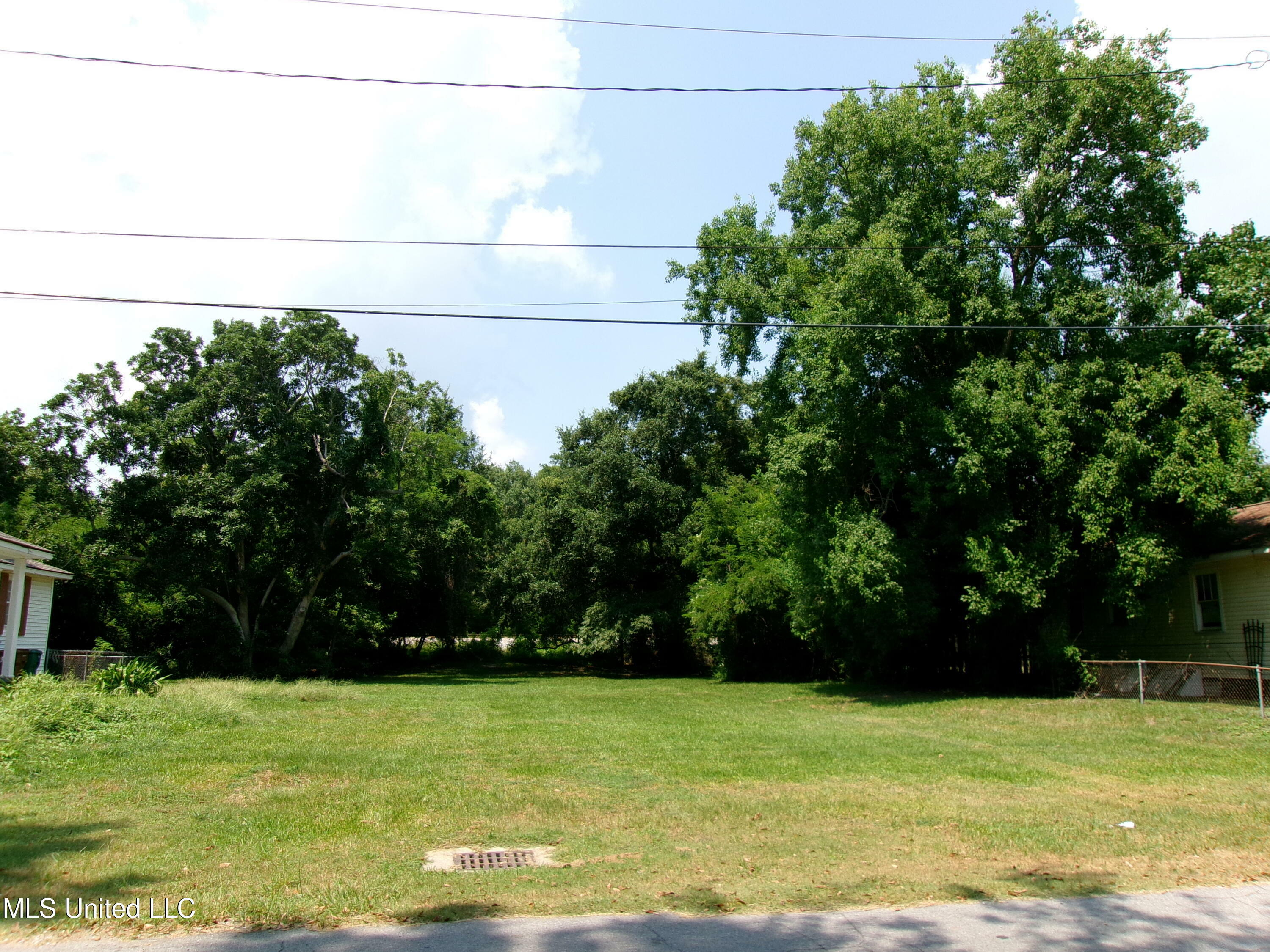 Property Photo:  1926 Greater Avenue  MS 39531 