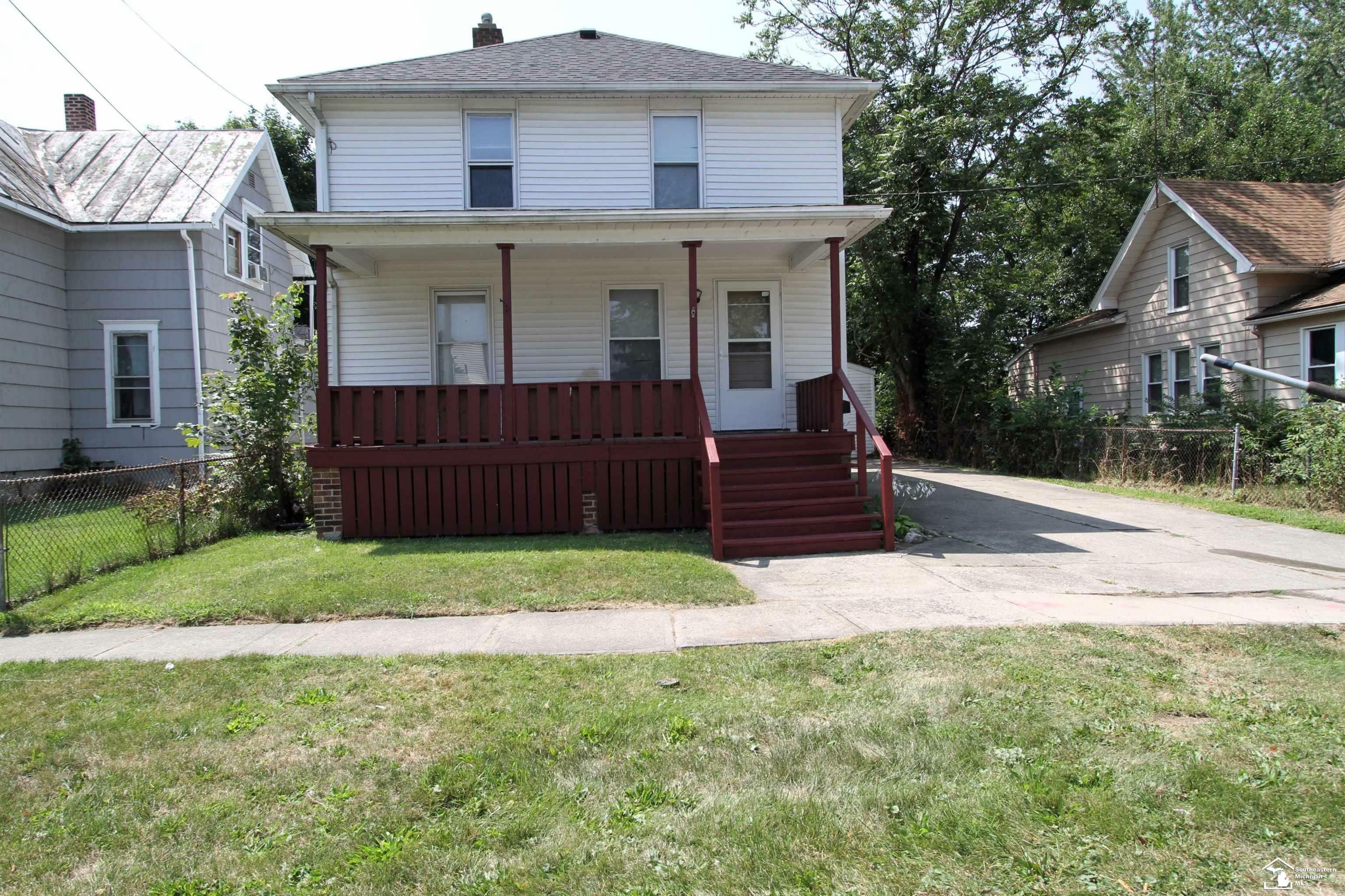 Property Photo:  942 E Fourth Street  MI 48161 