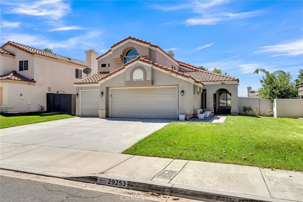 Property Photo:  29253 Greenbrier Place  CA 92346 