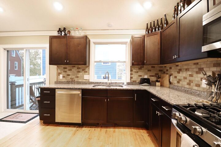 Property Photo:  12 Woodbury Avenue  NH 03801 