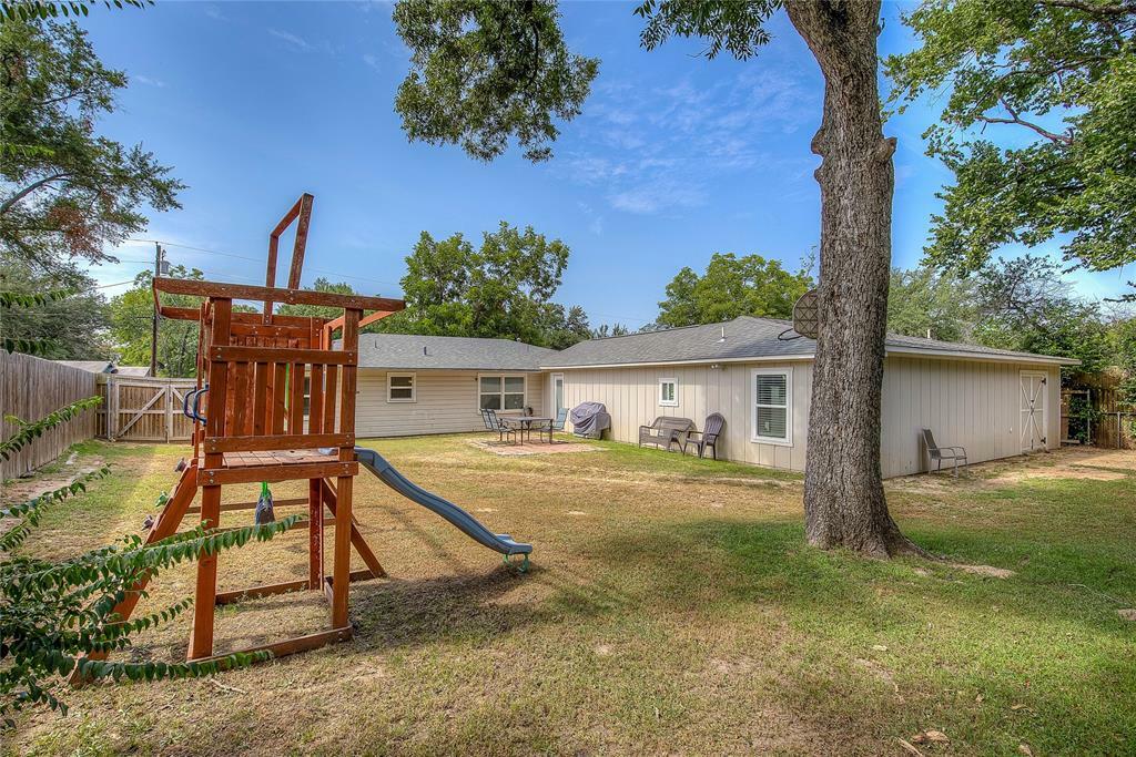 Property Photo:  245 Parkins Street  TX 75482 