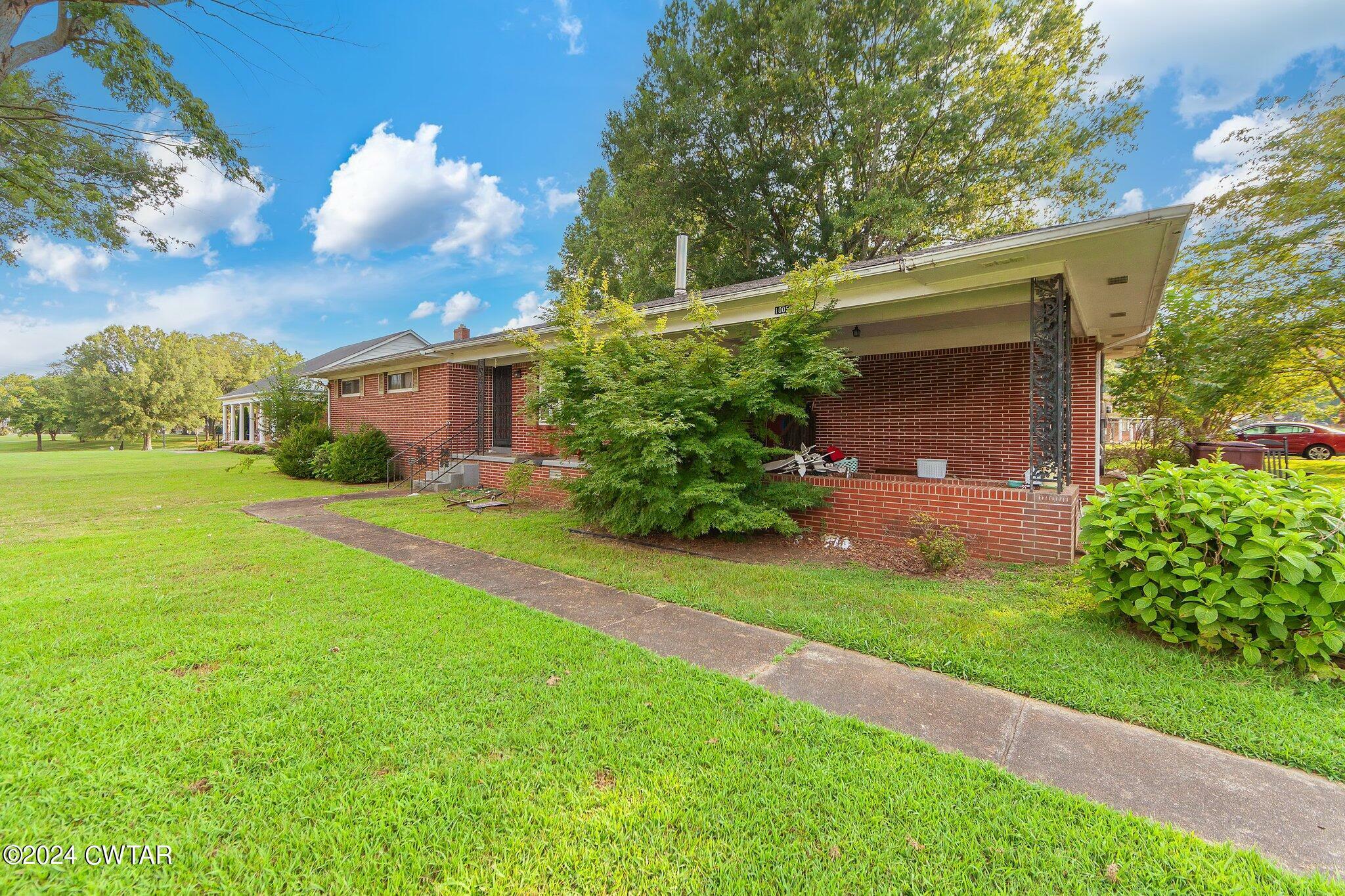 Property Photo:  10055 S 1st Street  TN 38358 