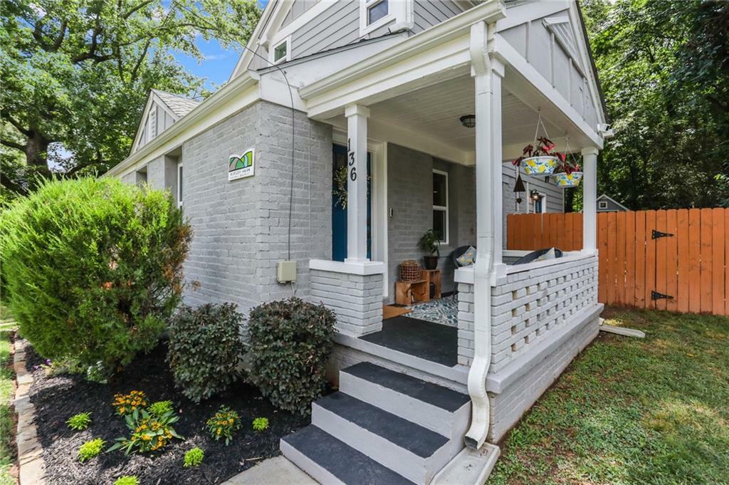 Property Photo:  136 Stafford Street W  GA 30314 