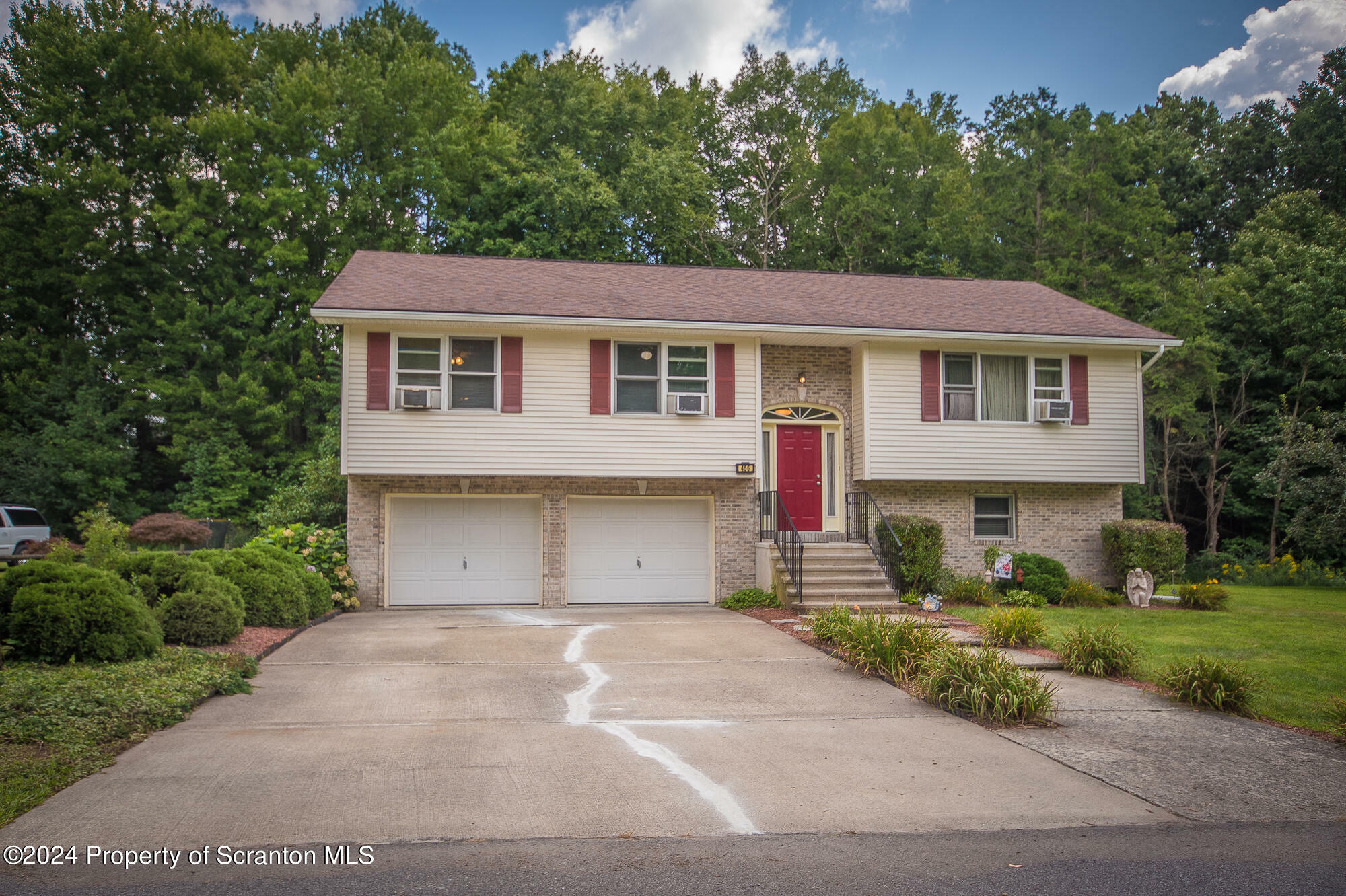 456 Willowbrook Road  Clarks Summit PA 18411 photo