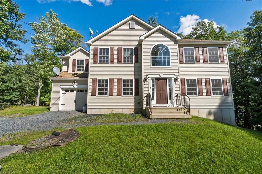 Property Photo:  1037 Bear Swamp Road  PA 18302 