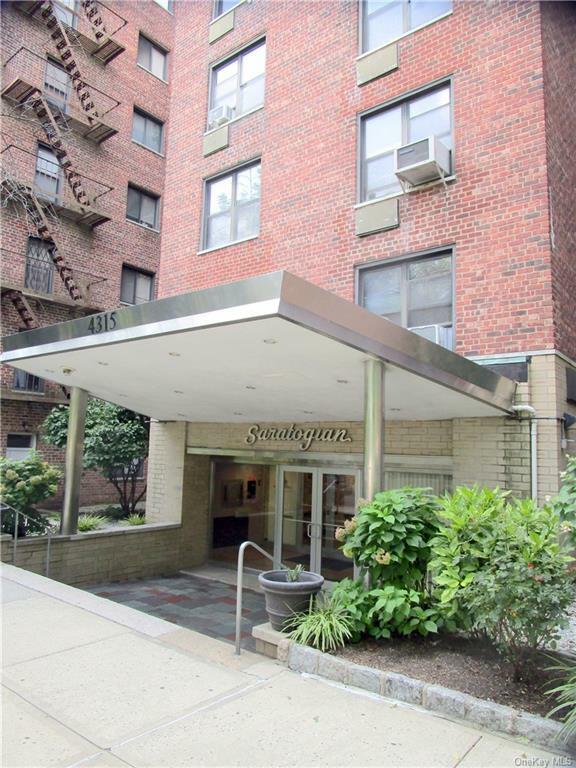 Property Photo:  4315 Webster Avenue 2L  NY 10470 