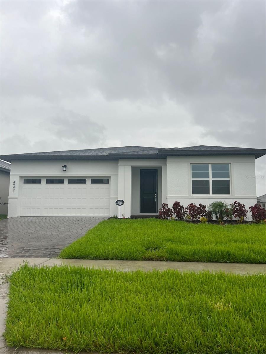 Property Photo: 4947 Shady Pines Drive FL 34772