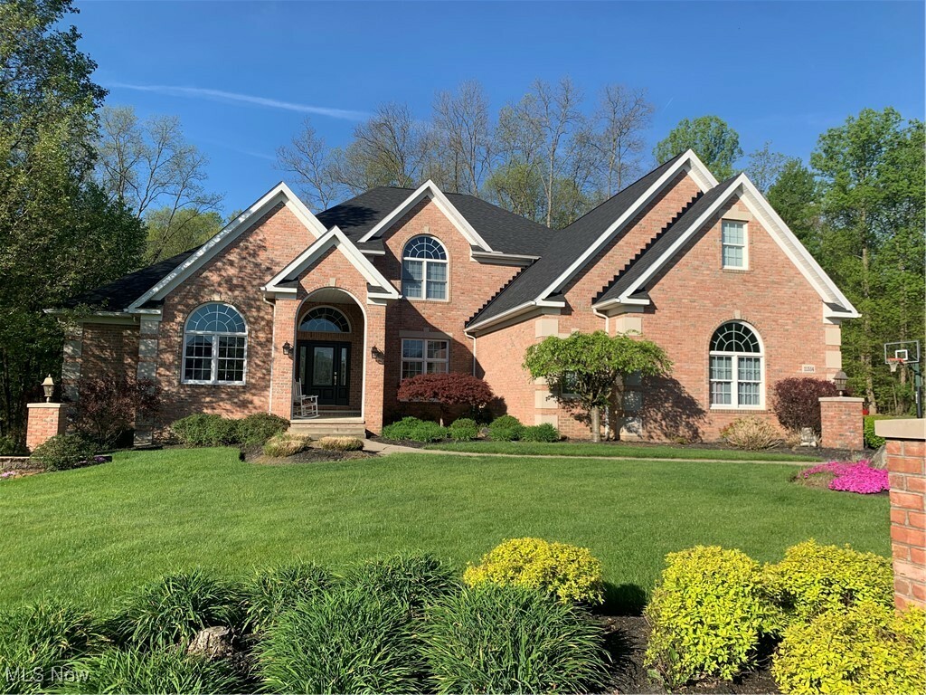 Property Photo: 11514 Rolling Meadows Drive OH 44231