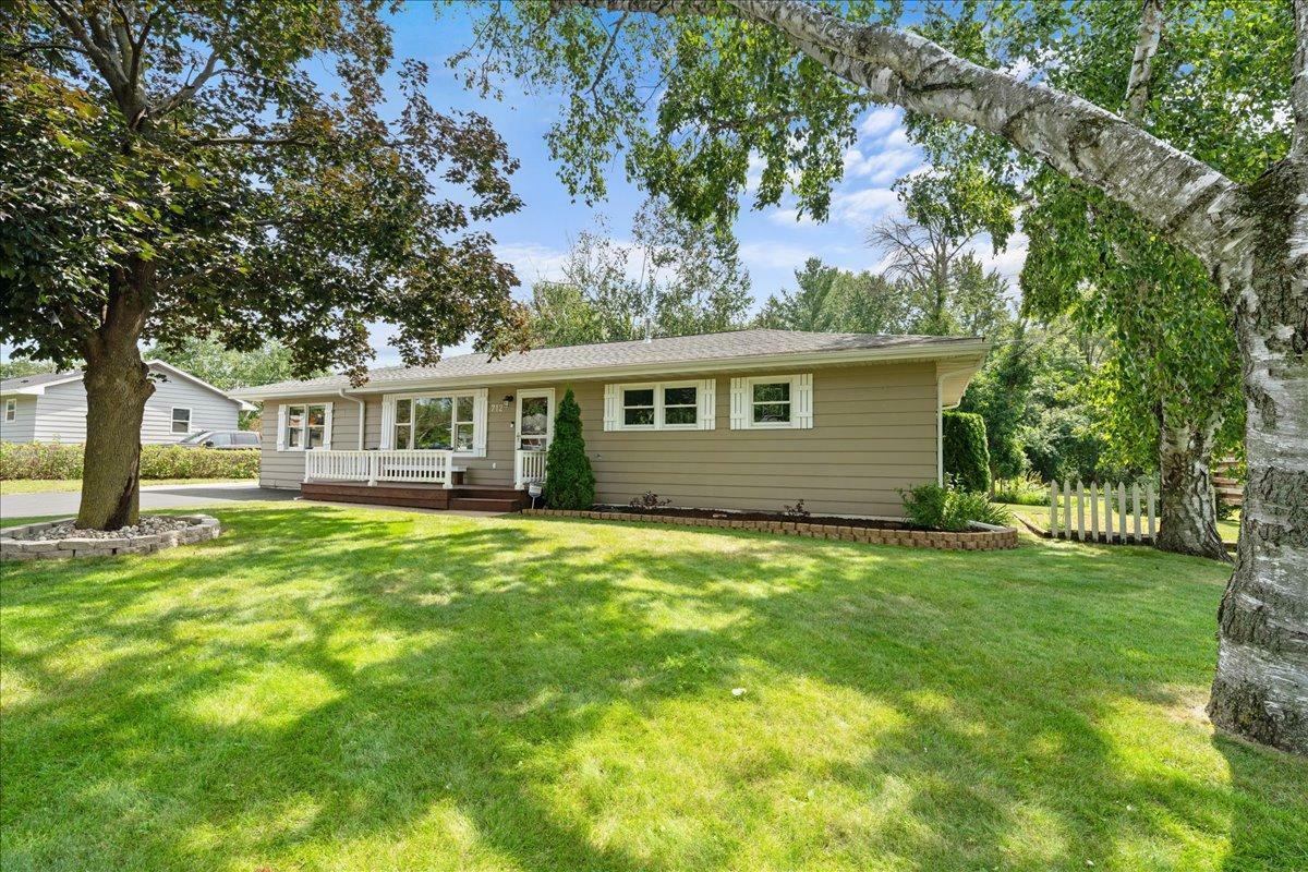 Property Photo:  712 Michaelson Street N  WI 54016 