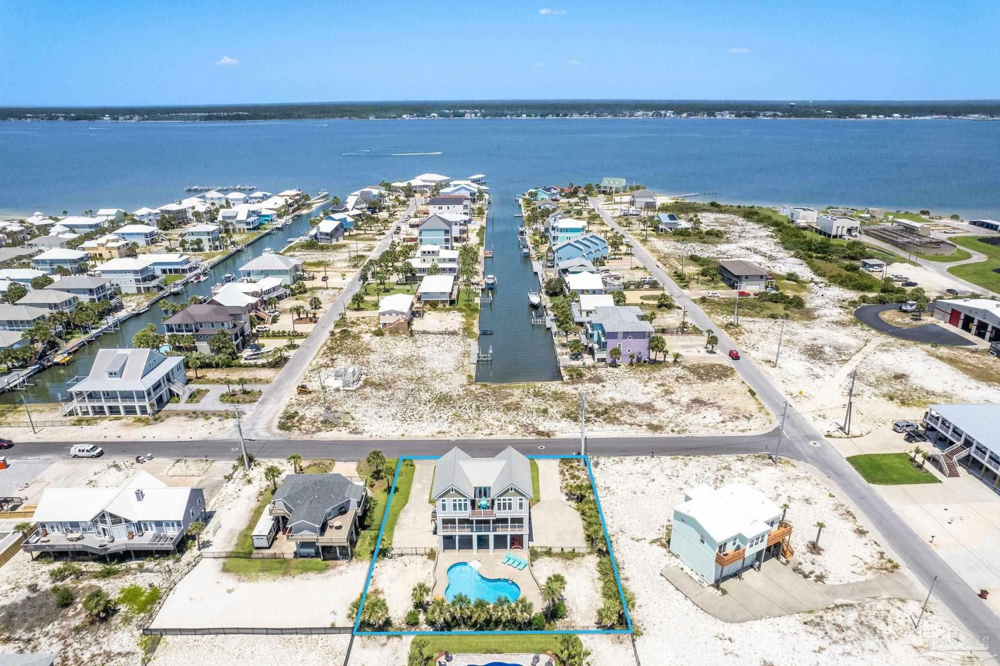 8191 White Sands Blvd  Navarre Beach FL 32566 photo