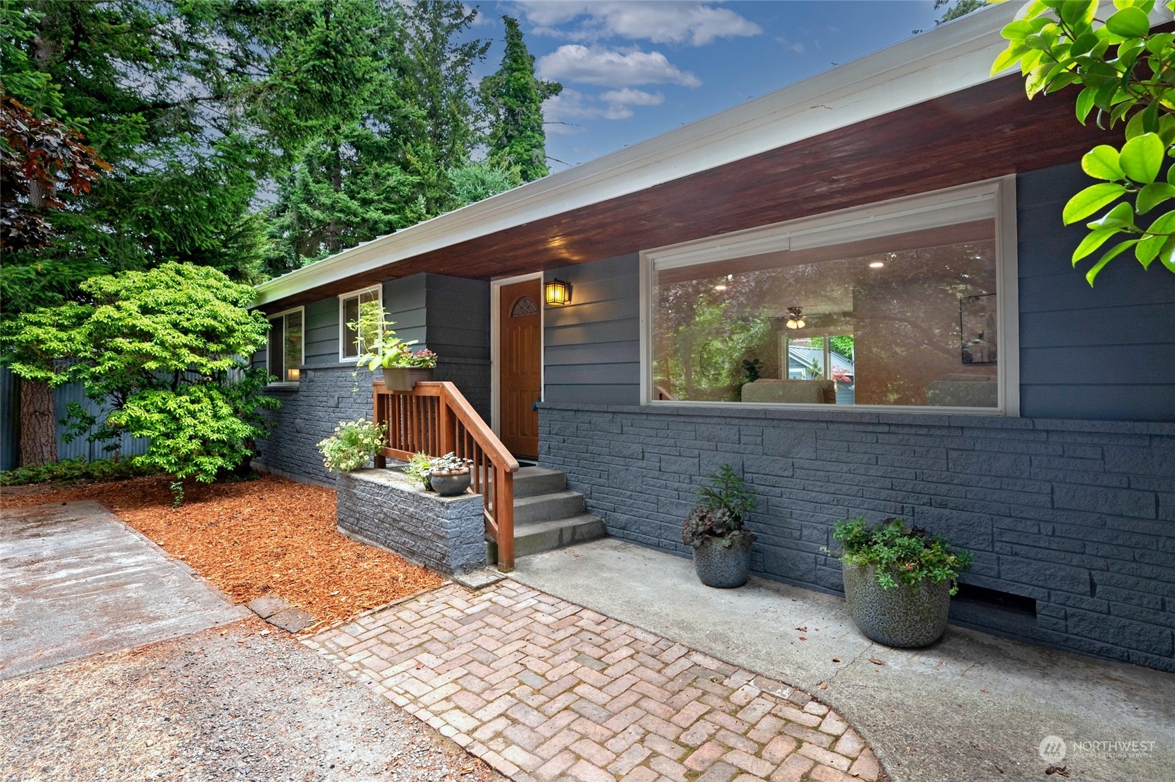 Property Photo:  511 NW 205th Street  WA 98177 