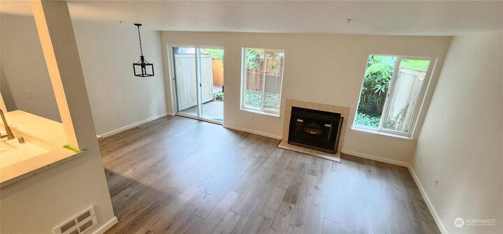 Property Photo:  6927 NE 170th Street  WA 98028