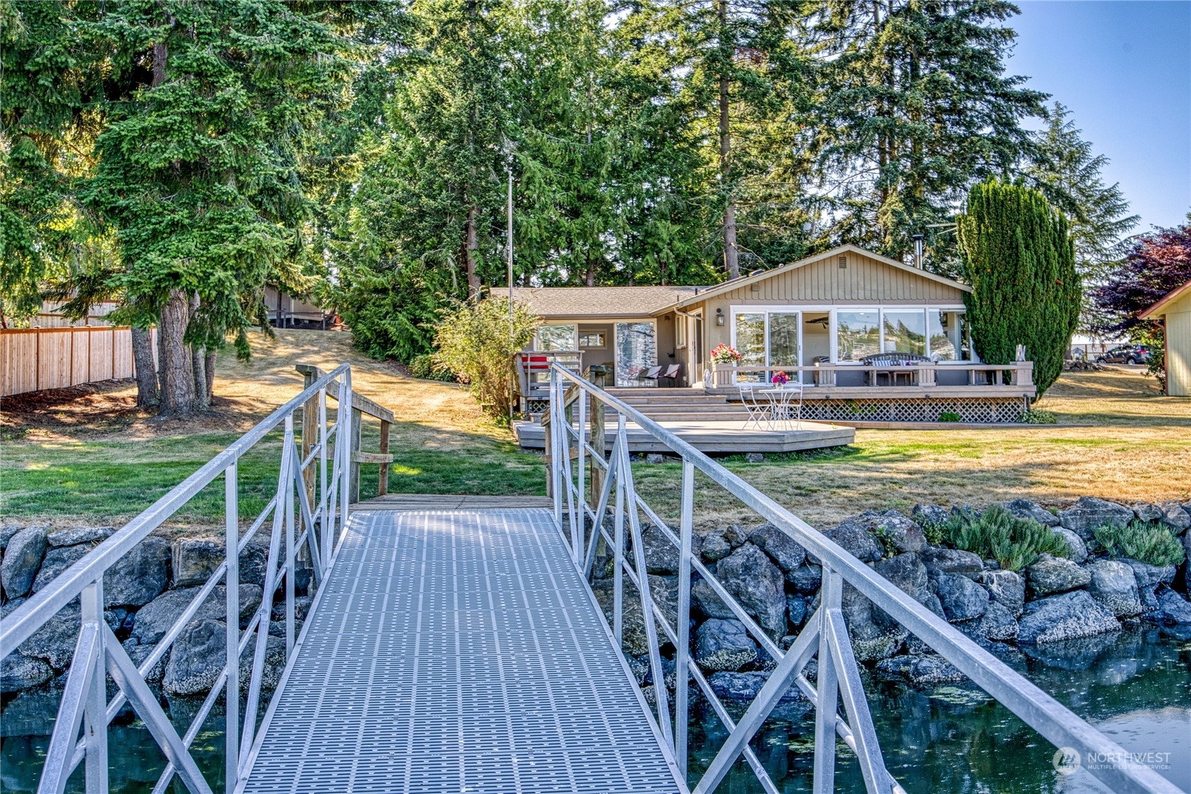 Property Photo:  37603 Vista Key Dr NE  WA 98340 