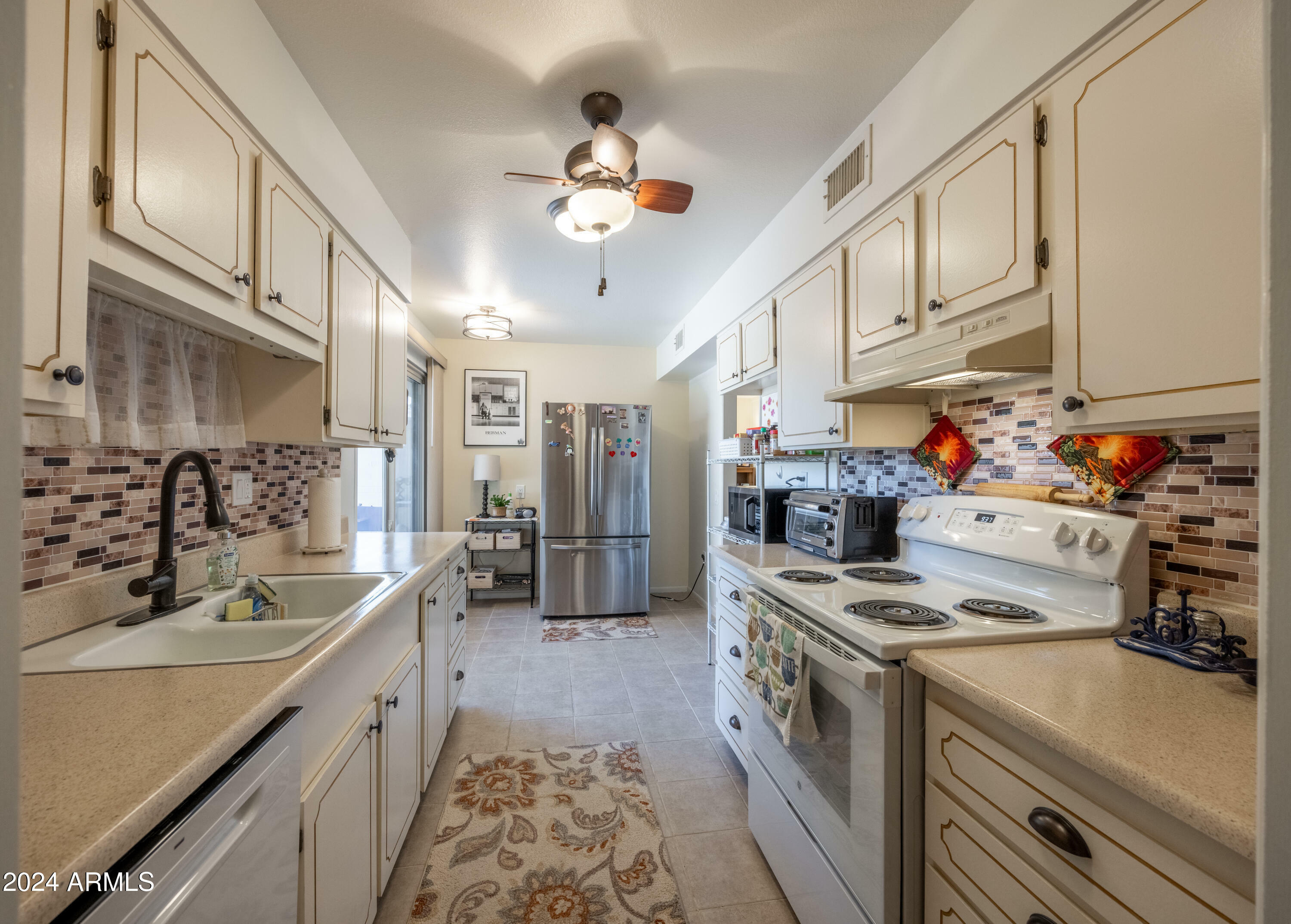 Property Photo:  9948 W Ocotillo Drive  AZ 85373 