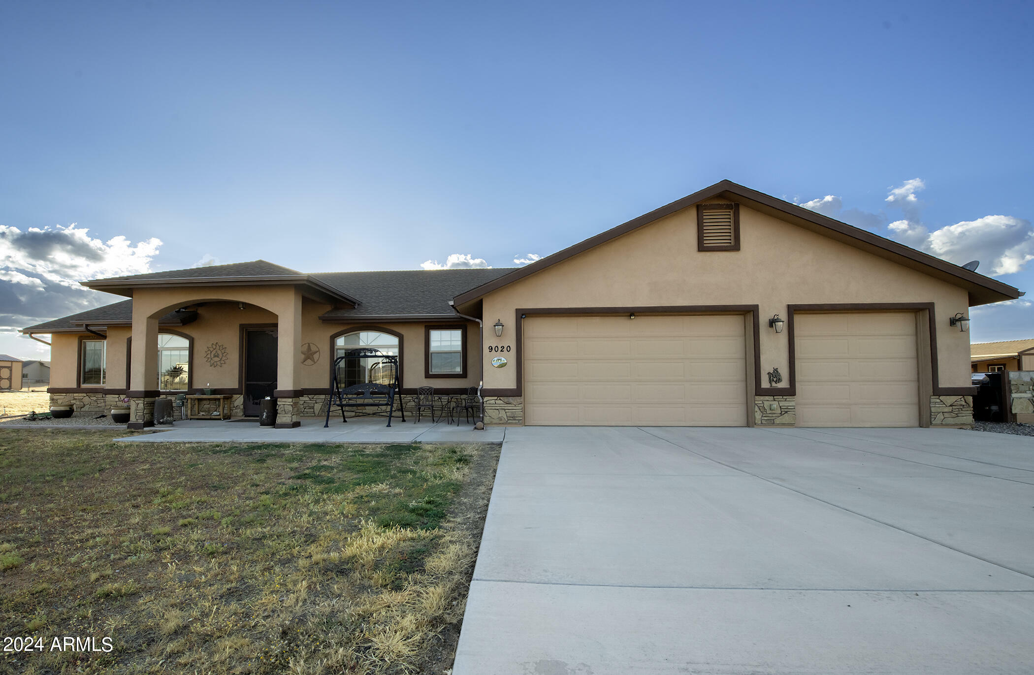 Property Photo:  9020 N Covered Wagon Trail --  AZ 86315 