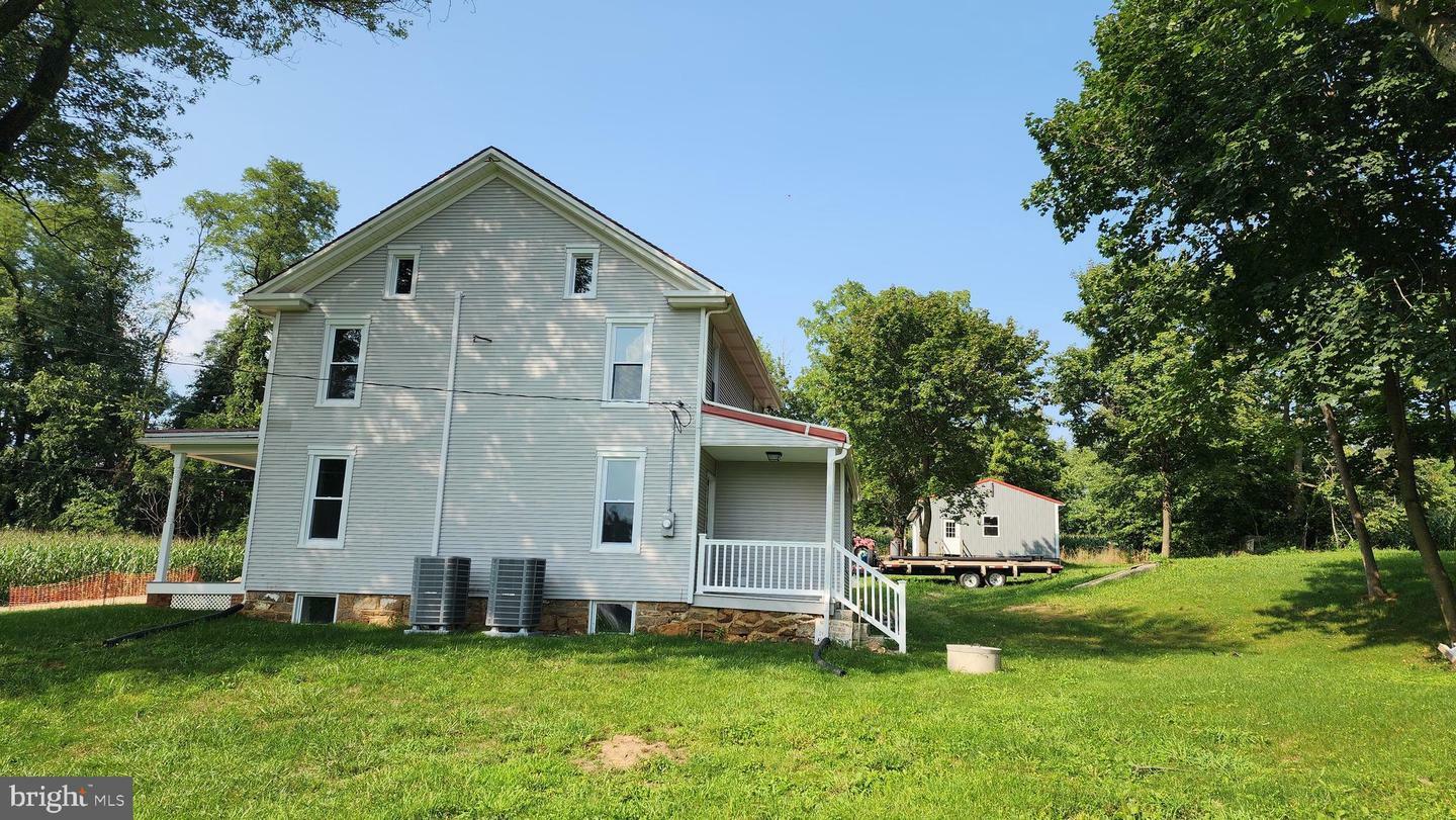 Property Photo:  91 Maphelia Road  PA 17406 