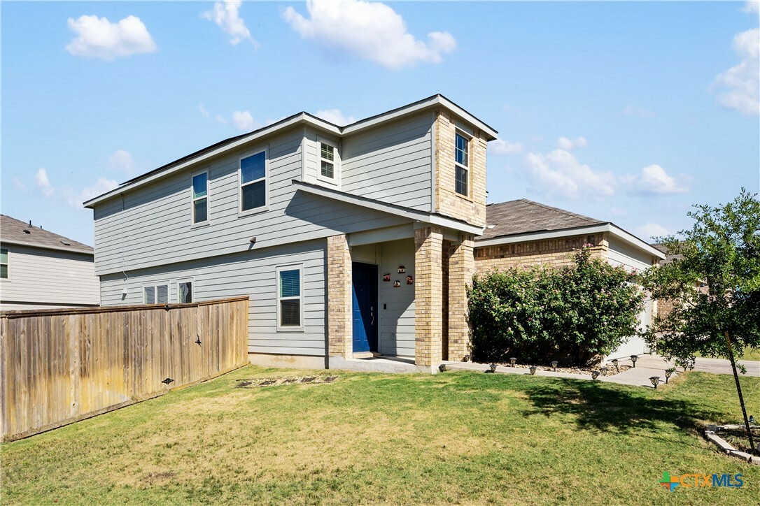 Property Photo:  524 Circle Way 121  TX 76537 