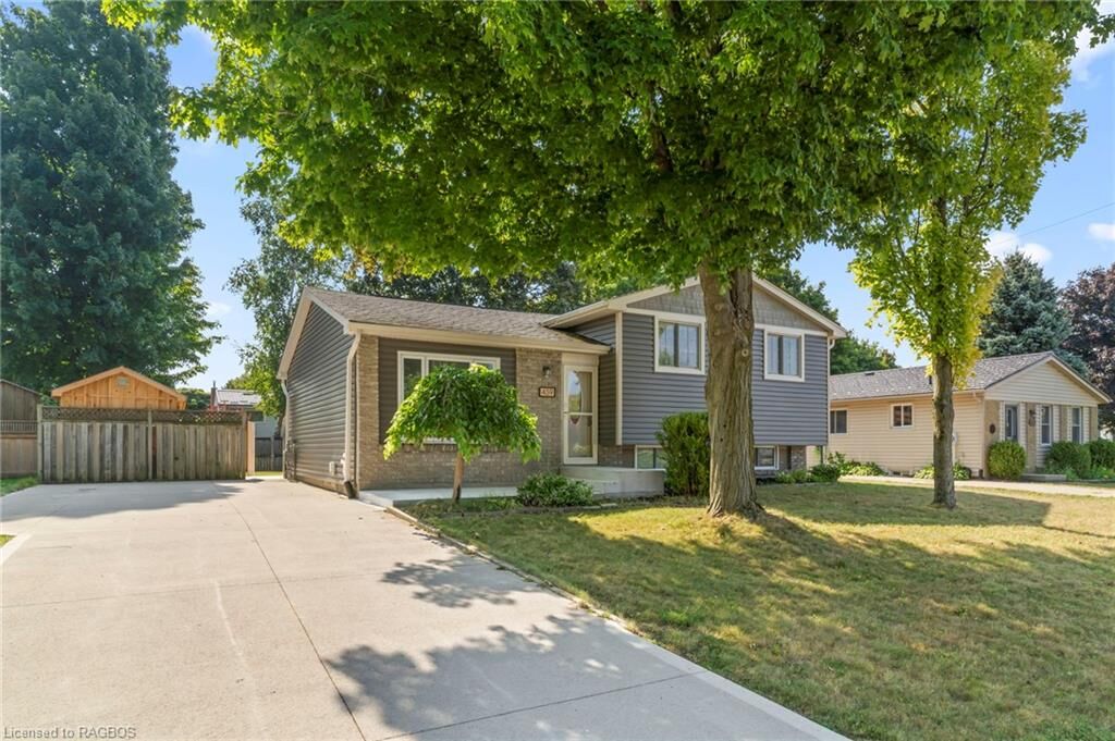 Property Photo: 459 Wales Drive ON N0H 2C1