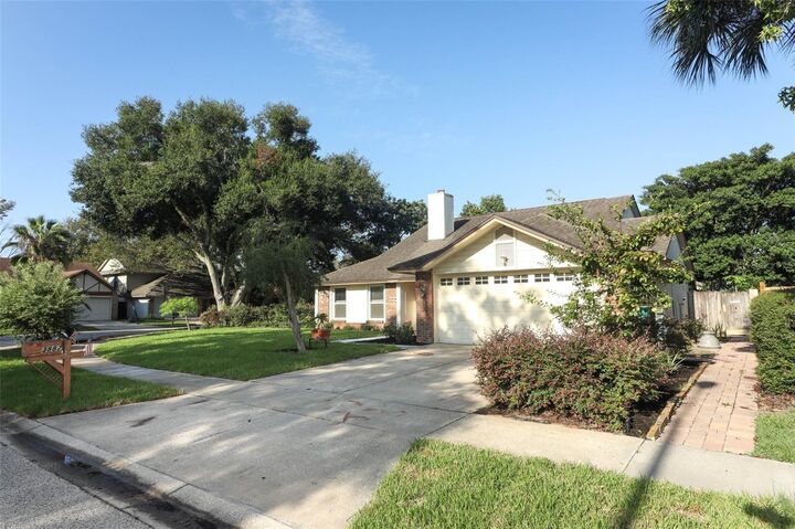 Property Photo:  3882 Biscayne Drive  FL 32708 