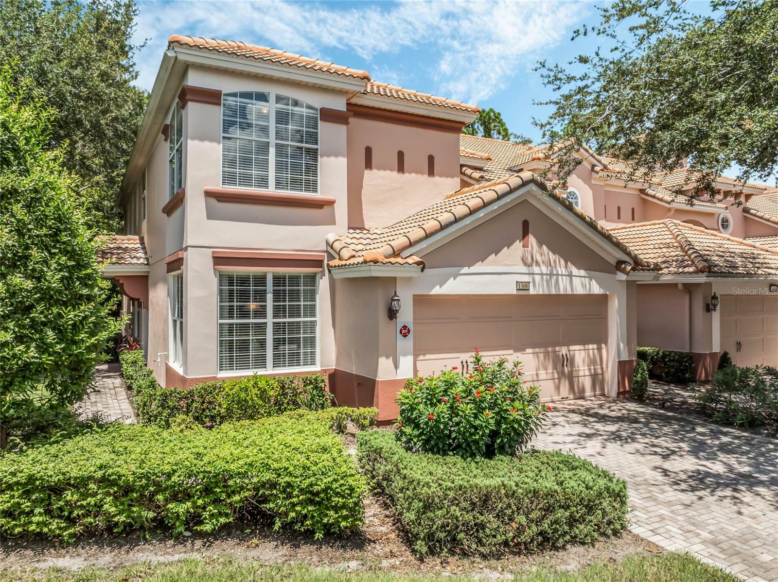 Property Photo:  1308 Gilford Point Lane  FL 33896 