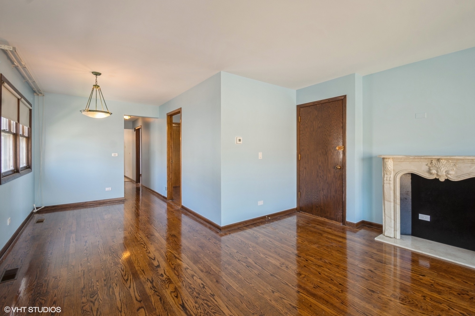 Property Photo:  6849 N Overhill Avenue  IL 60631 