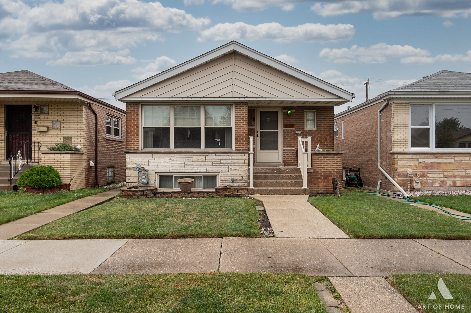 Property Photo:  6044 S Rutherford Avenue  IL 60638 