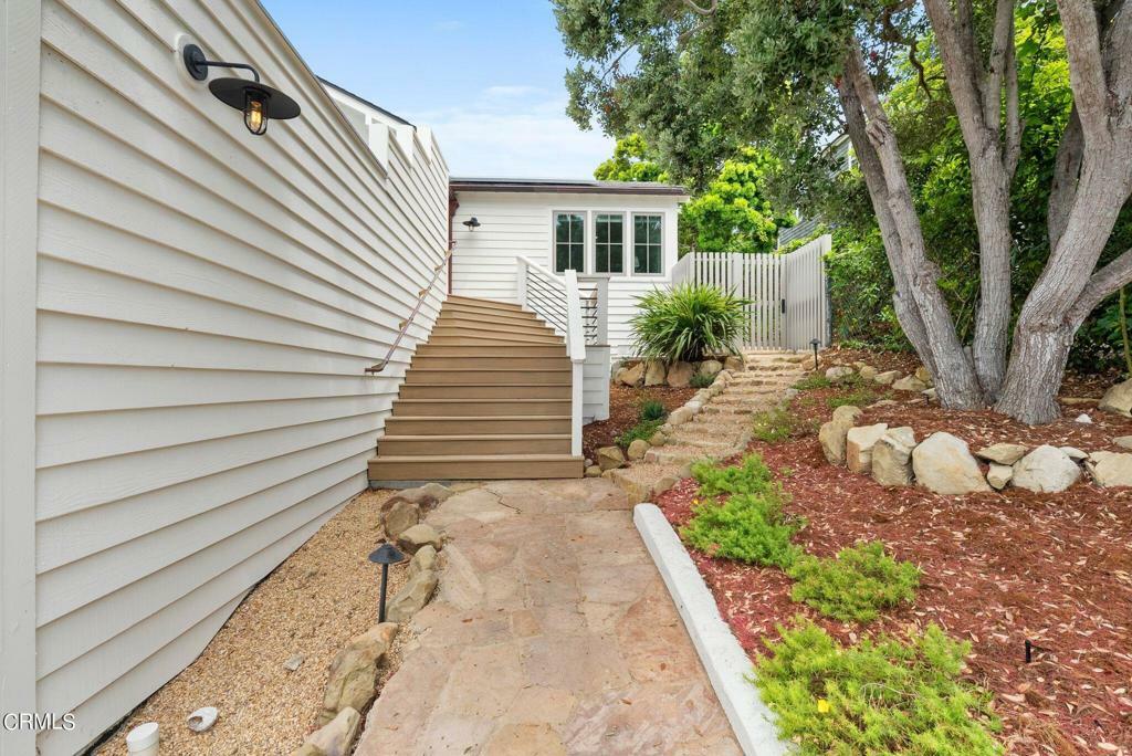 Property Photo:  2540 Varley Street  CA 93067 