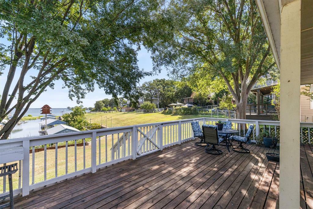 Property Photo:  1012 Shoreline Drive  TX 75474 